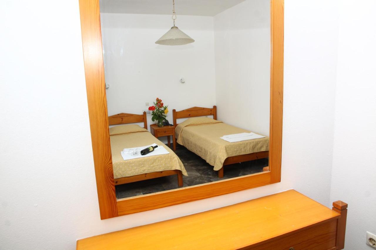 Camari Garden Hotel Apartments 雅拉尼奥 外观 照片