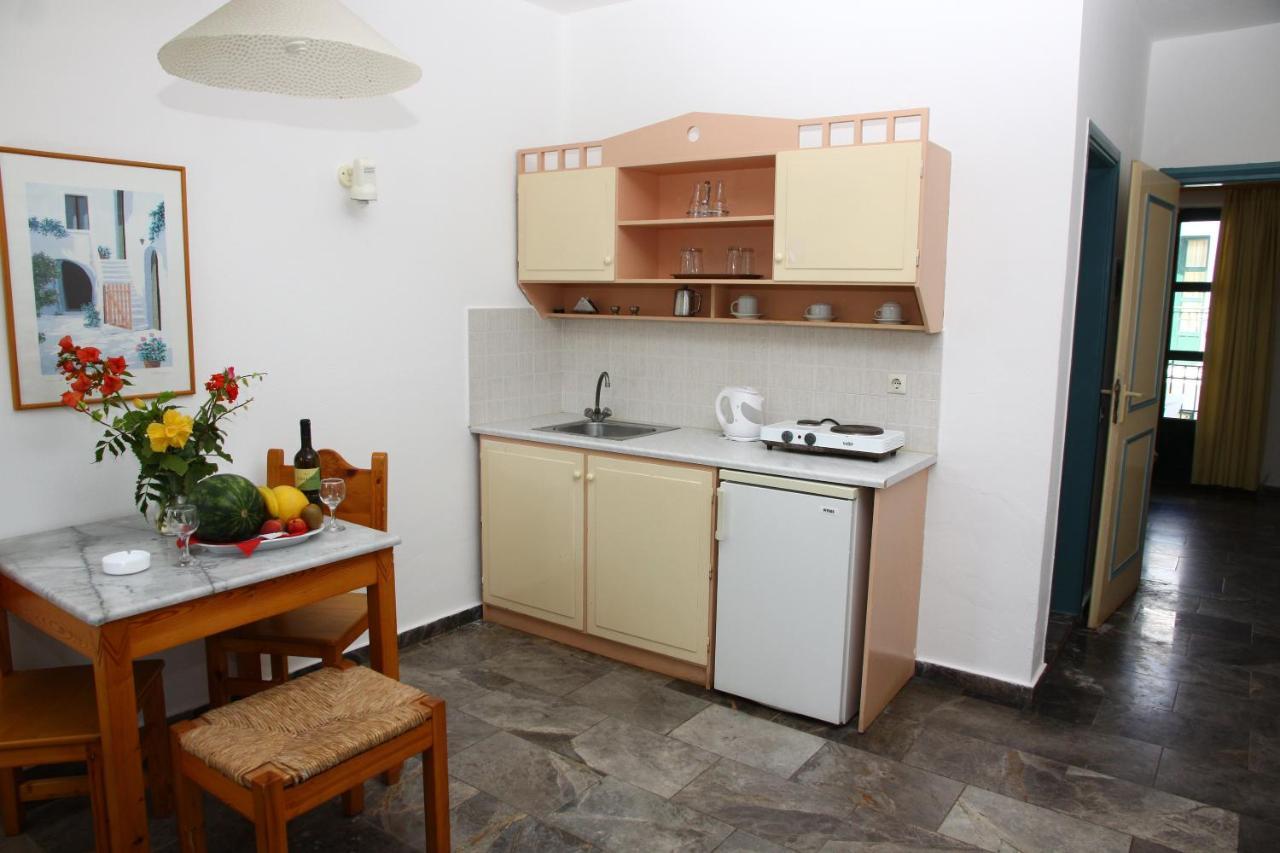 Camari Garden Hotel Apartments 雅拉尼奥 外观 照片